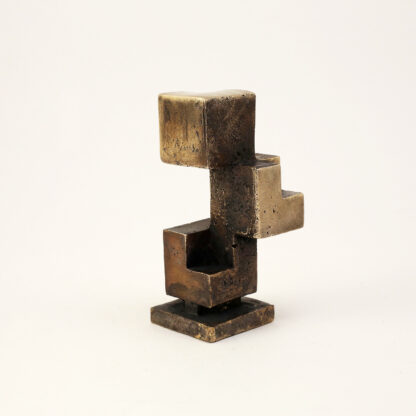 Kuber-3-Bronzeskulptur-02