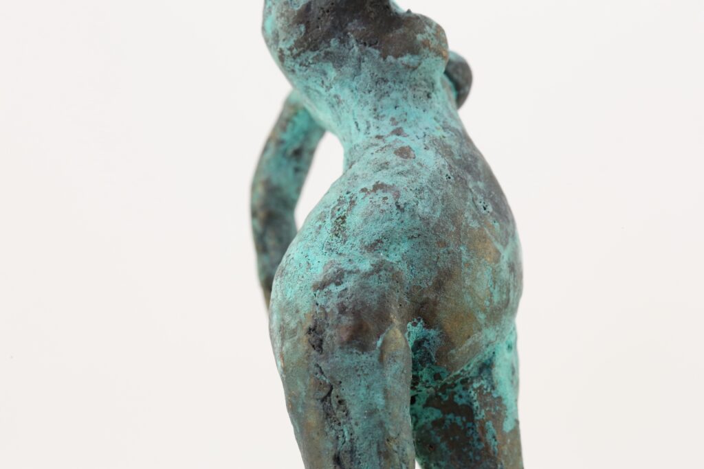 Kvinde - Bronze figur