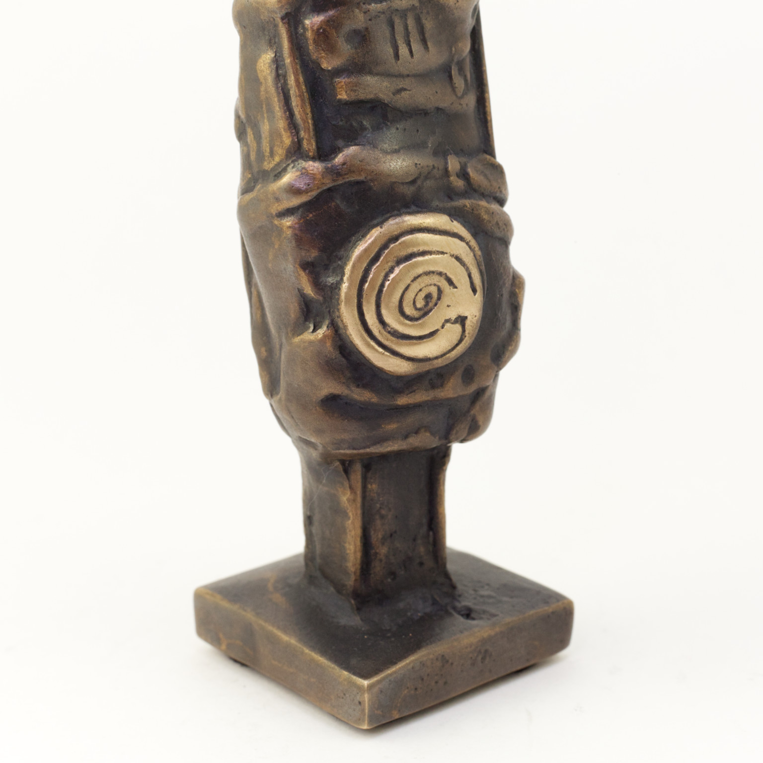 Den rejsende - Bronzeskulptur af Bo Kalvslund