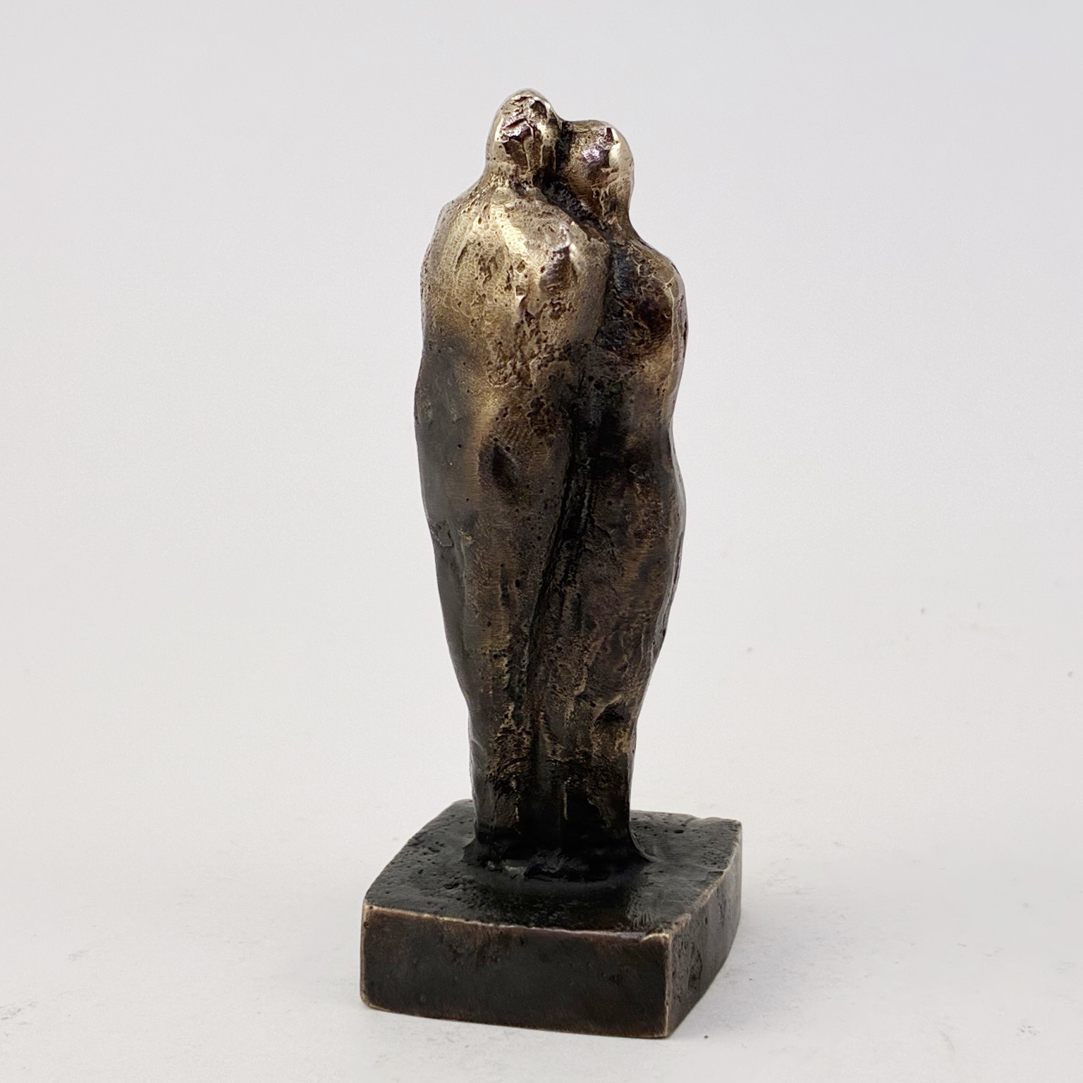 Knus eller kram - Bronzeskulptur